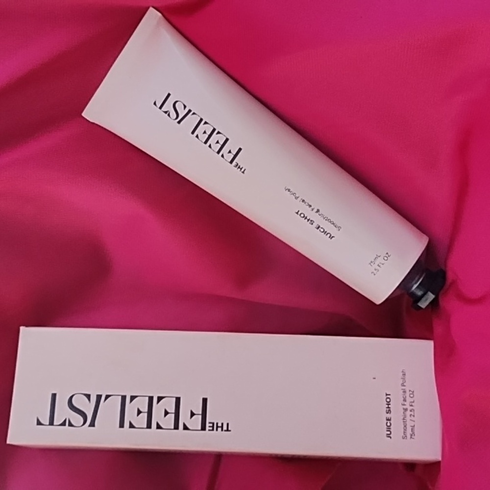 theFEELIST JUICE SHOT Smoothing Facial Polish